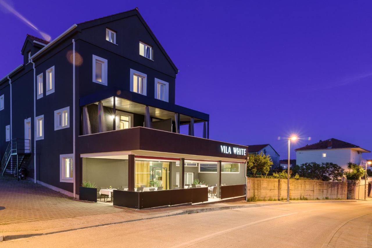Vila White Trogir Exterior foto
