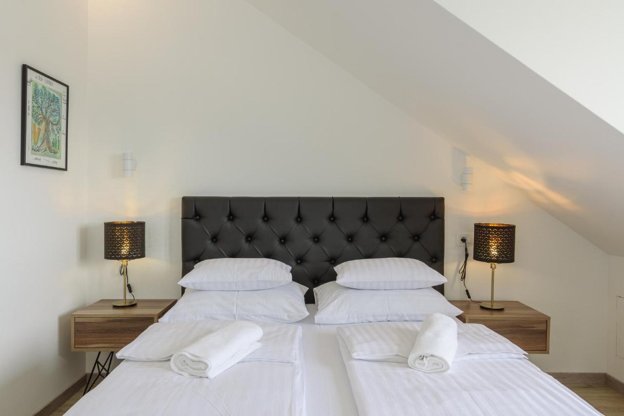 Vila White Trogir Exterior foto